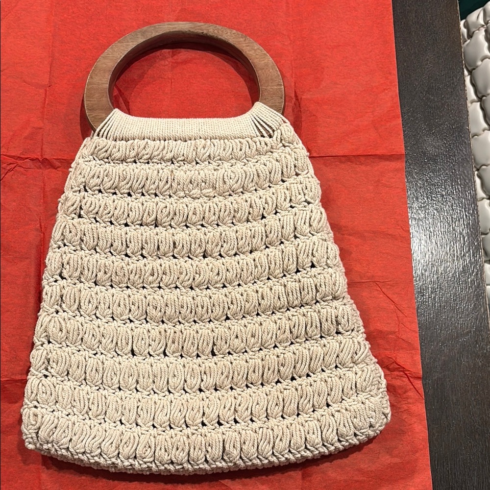 Universal Thread Cream and Brown Tote with Wooden Handle